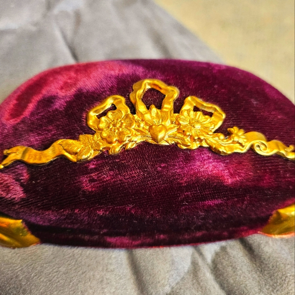 Vintage purple velvet jewelry box with gold brass bow